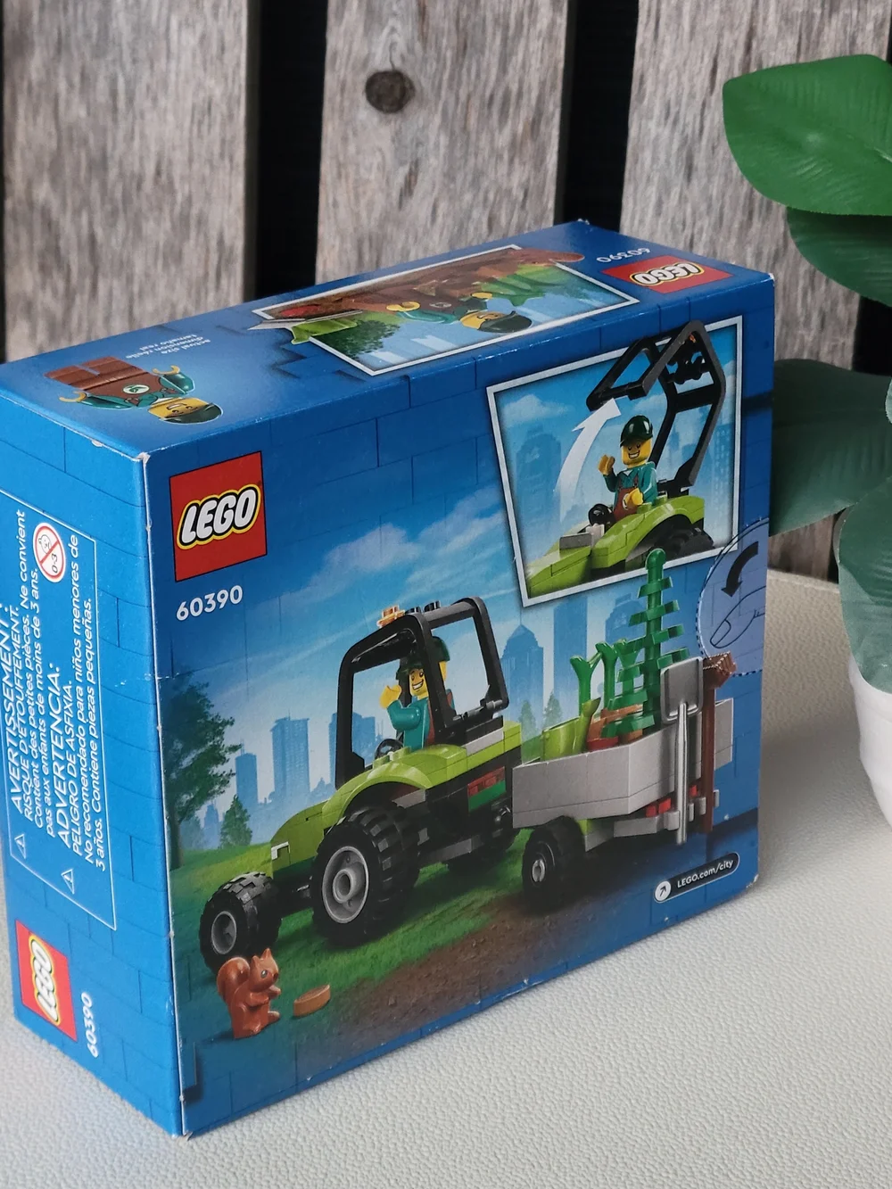 Lego Lime Green Tractor with Light Gray Trailer and Black Roll Cage - Picture 4 of 6